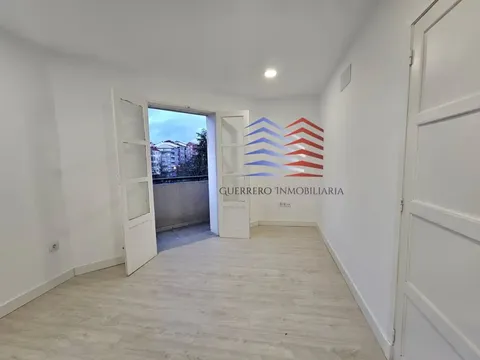 Pis de 97 m² a Ourense