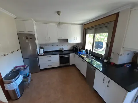 Будинок 200 м² у Оренсе