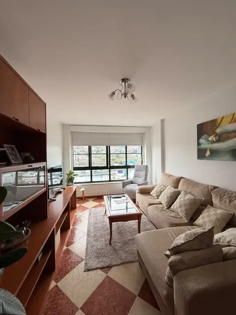 Wohnung 74 m² in Pontevedra