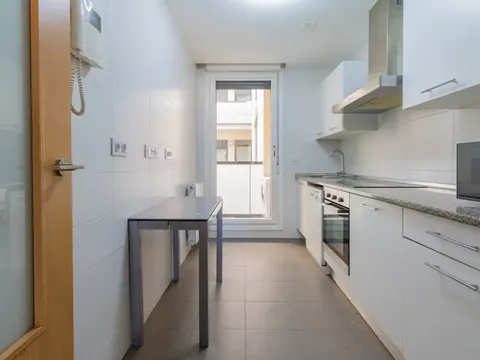 Pis de 80 m² a Pamplona