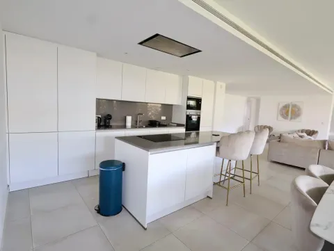 Piso de 120 m² en Estepona