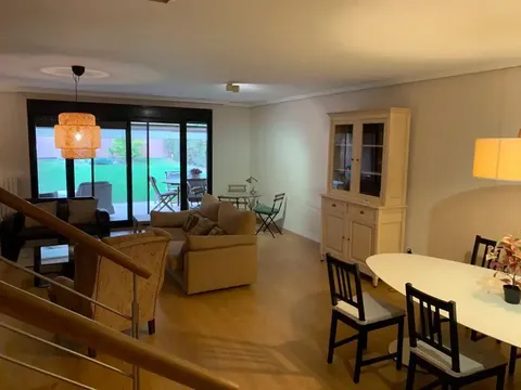 Piso de 437 m² en Villanueva de Gállego