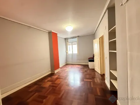 Pis de 65 m² a Bilbao