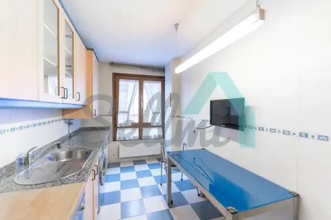 Pis de 72 m² a Oviedo