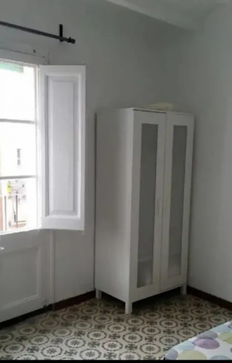 Habitación en alquiler, Barcelona (2/8)