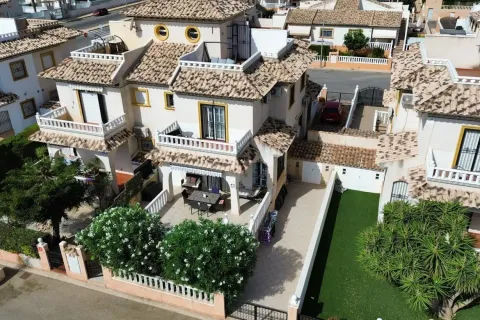 Casa de 80 m² en Orihuela