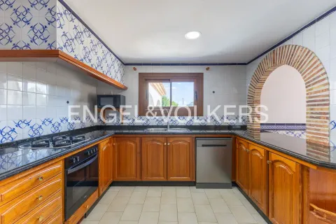 Дом 350 м² в Pedreguer