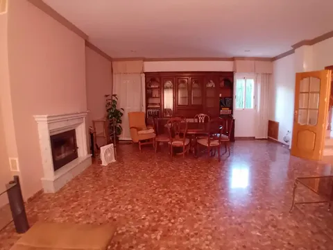 Casa de 254 m² a Còrdova