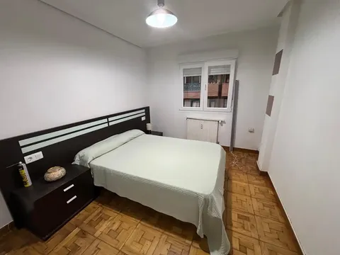 Pis de 45 m² a Oviedo