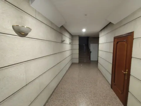 Pis de 82 m² a Ourense