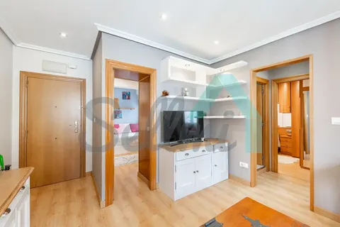 Flat 52 m² in Oviedo