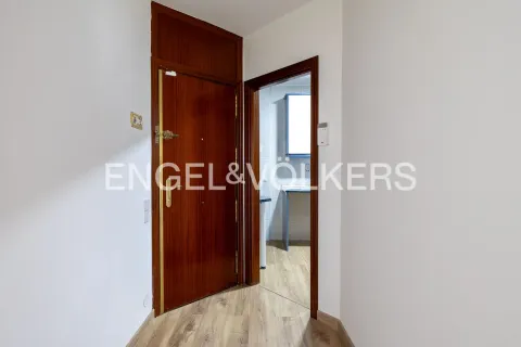 Wohnung 148 m² in Madrid