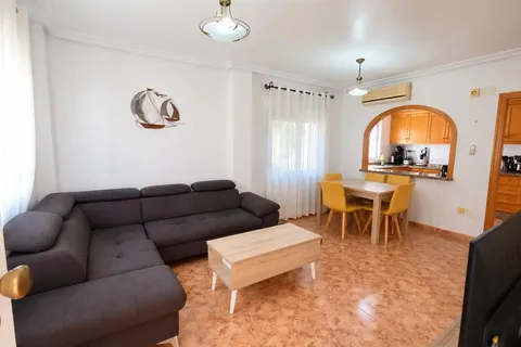 Casa de 82 m² a Oriola