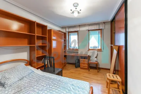 Wohnung 119 m² in Oviedo