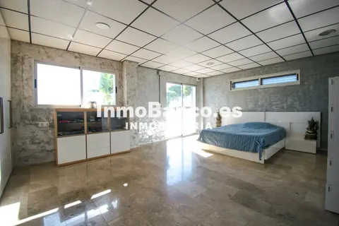 Casa de 411 m² a Torrent