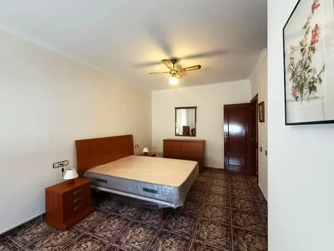 Casa de 236 m² a Rafelbunyol