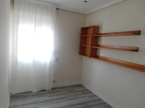 Pis de 85 m² a Avilés