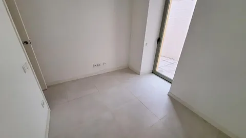 Pis de 93 m² a Sant Feliu de Llobregat