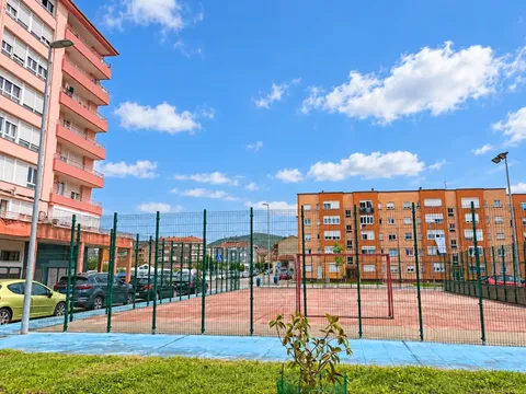 Pis de 73 m² a Los Corrales de Buelna