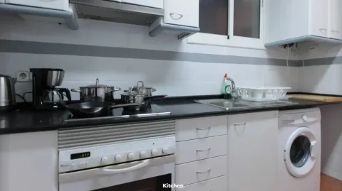 Habitació de lloguer, Barcelona (3/10)