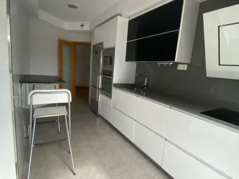 Piso de 100 m² en Pontevedra