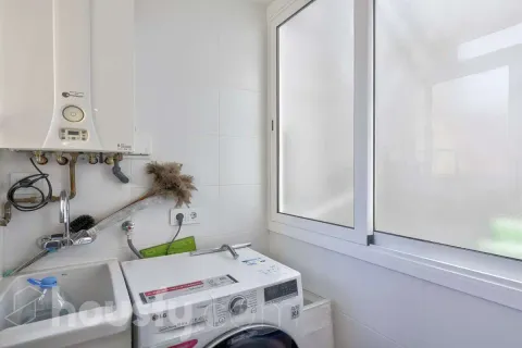 Pis de 67 m² a Santa Coloma de Gramenet