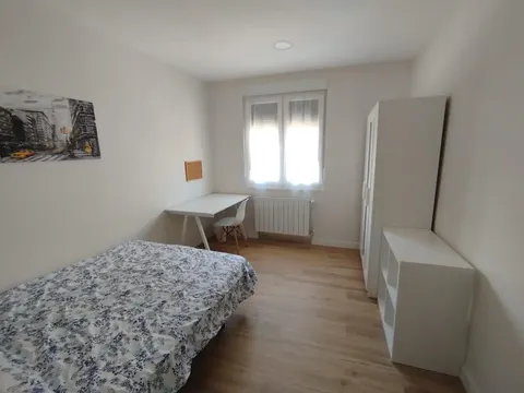 Pis de 103 m² a Oviedo