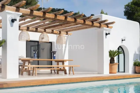 Moradia 1000 m² em Santa Eulària des Riu (3/86)