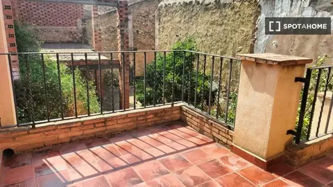 Pis de 244 m² a Navarrés