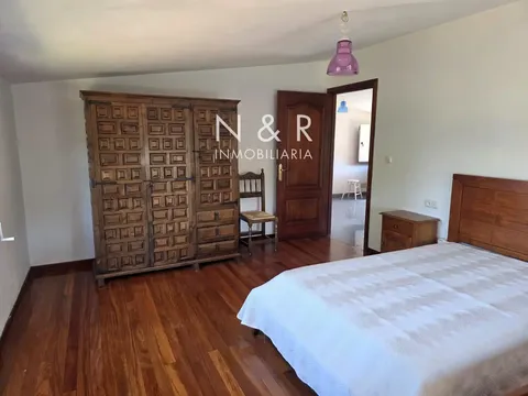 Appartamento 80 m² a Santiago de Compostela (4/9)