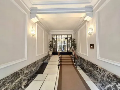 Flat 128 m² in Madrid