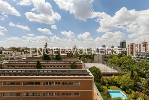 Appartamento 172 m² a Madrid