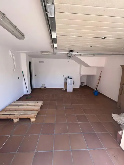 Casa de 235 m² a Sariegos (4/29)