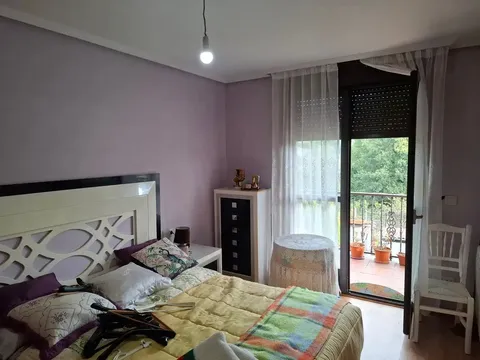 Casa de 160 m² a Toén (2/30)