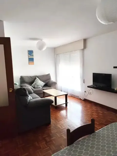 Wohnung 80 m² in Santiago de Compostela
