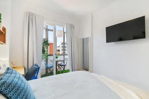 Habitació de lloguer, Barcelona (3/10)