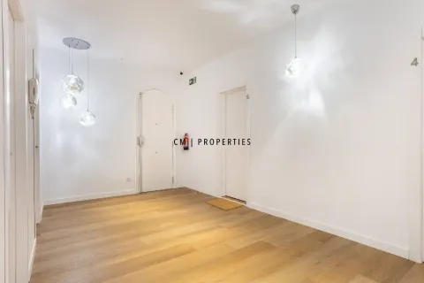 Квартира 50 м² в Валенсии (2/35)