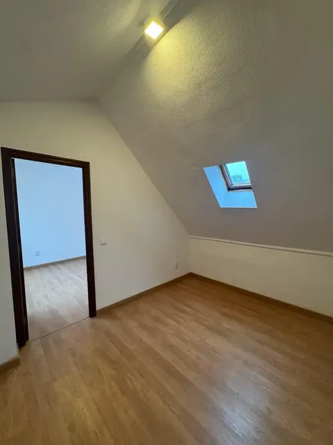 Pis de 81 m² a Oviedo