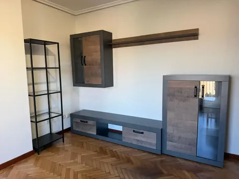 Pis de 45 m² a Oviedo