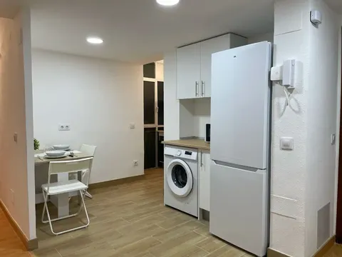 Habitació de lloguer, Parla