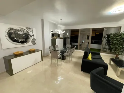 Pis de 131 m² a València
