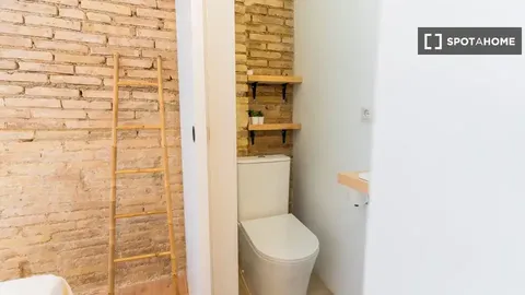 Habitació de lloguer, Burjassot