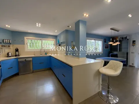 Casa de 434 m² a Castelldefels