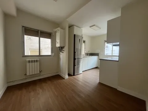 Pis de 70 m² a Logronyo