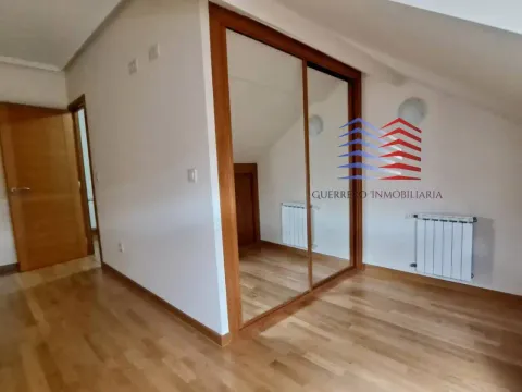 Pis de 147 m² a Ourense