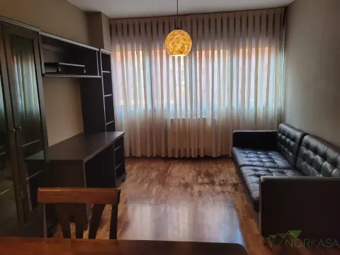 Pis de 48 m² a Oviedo