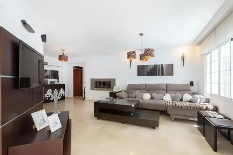 Haus 250 m² in Marbella