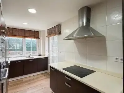 Casa de 147 m² a Camargo