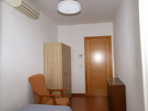 House 130 m² in Montcada i Reixac