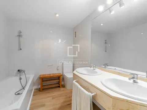 Pis de 206 m² a València